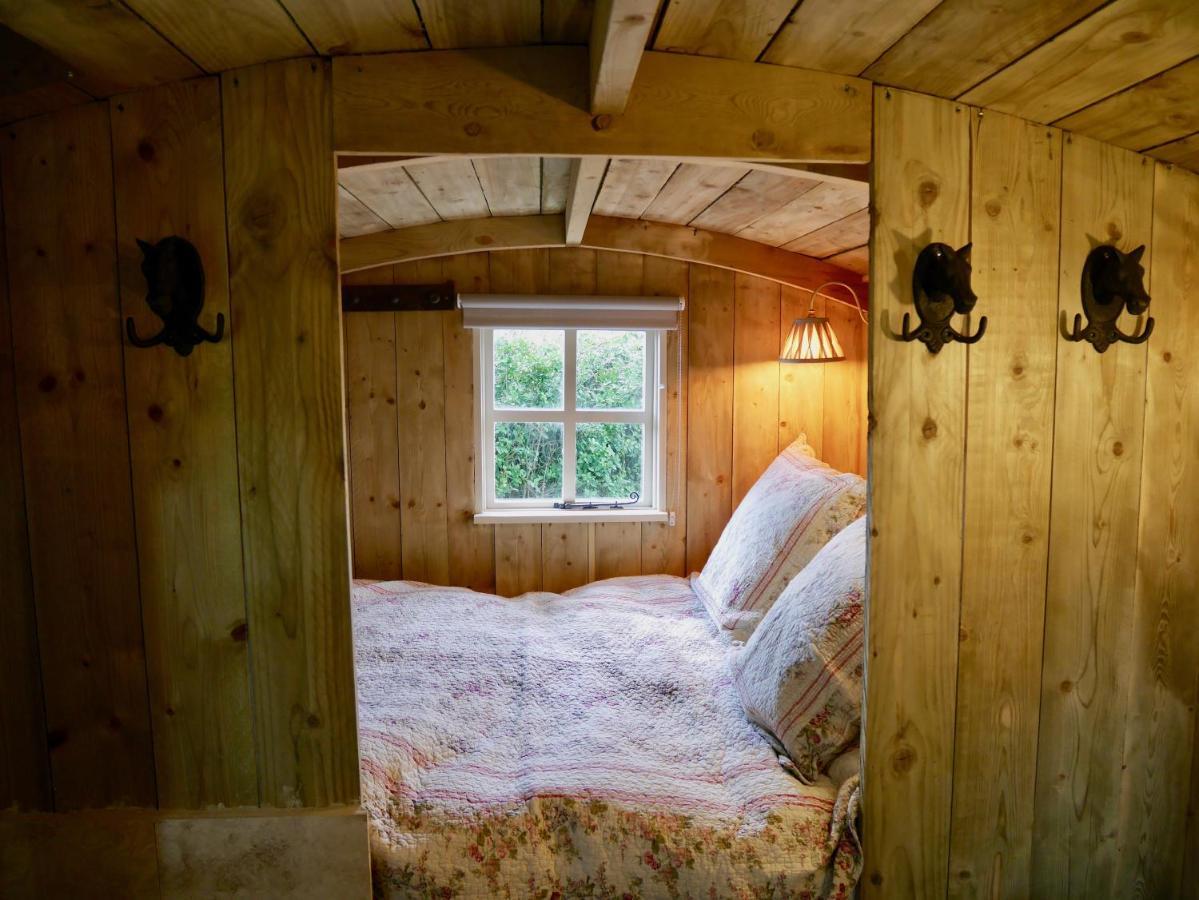 The Wayside Shepherd Hut Beaulieu Exterior foto